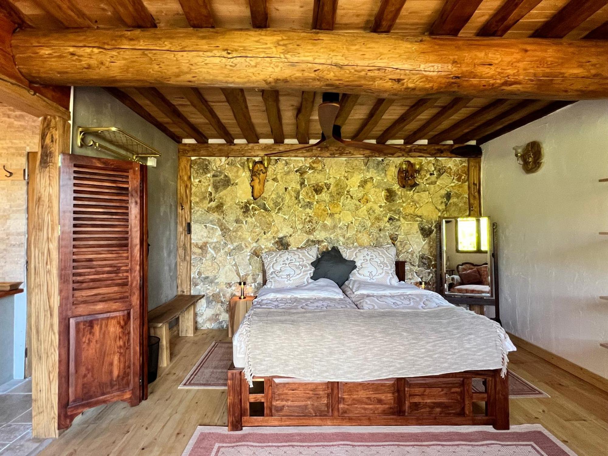 Les Magnels Bed and Breakfast Valleraugue Buitenkant foto