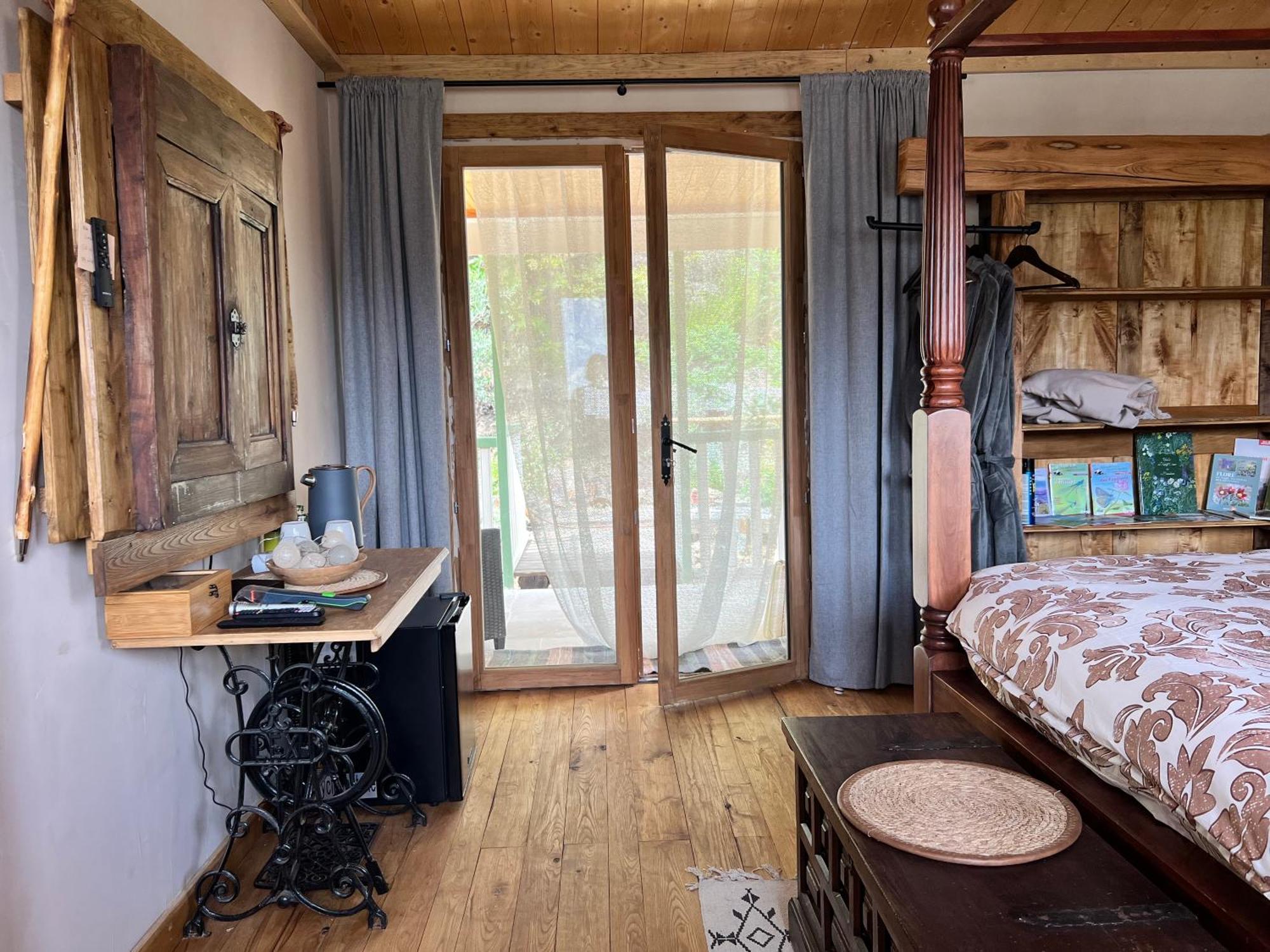 Les Magnels Bed and Breakfast Valleraugue Buitenkant foto
